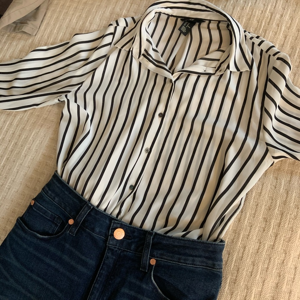 H&M Black & White Striped Button-Down